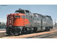Piko 97440 dieselová lokomotiva SP 9000 původní provedení