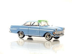Opel P2 Coupe světle modrý 1960 Brekina 20134