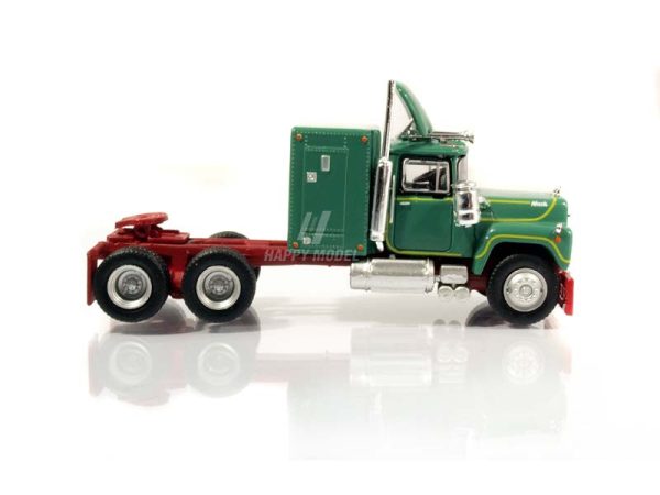 Mack RS 700 zelený / černý 1966 Brekina 85803 - Image 4