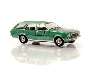 Opel Rekord D Caravan zalaná metalíza 1972 Brekina PCX870401