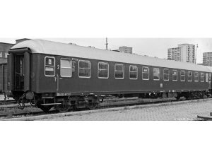 rychlíkový vůz 2.třídy Bm 232 DB Brawa 58086
