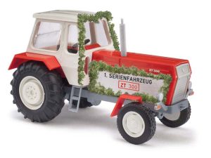 Traktor Fortschritt  ZT 300 1.Serienfahrzeug Busch 42852