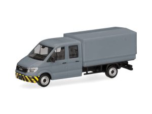 MAN TGE s dvojitou kabinou šedý Herpa 098328