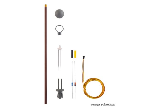 stavebnice lampy na dřevěném stožáru DR Viessmann 6927