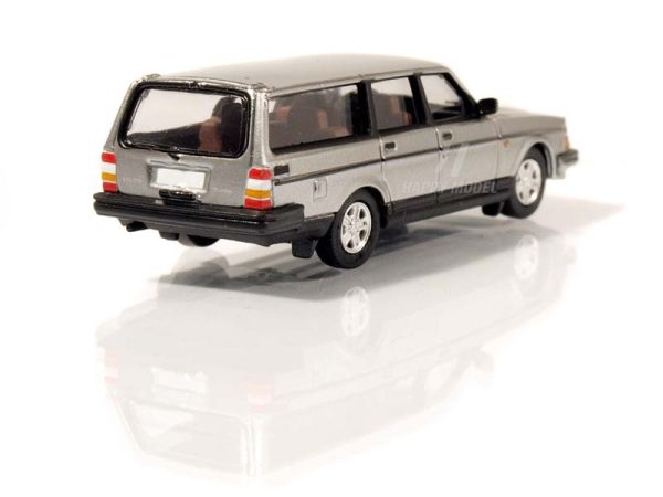 Volvo 240 GL kombi stříbrná metalíza Brekina PCX870011 - Image 3