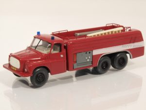 Tatra T 148 TLF 32 DDR Sádlo 870109