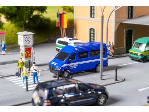 Car Systém digitál MB Sprinter THW Faller 161323