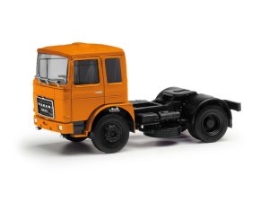 Roman Diesel tahač oranžový Herpa 310550-004