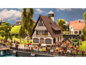 krčma s pivní zahrádkou Noch 63401