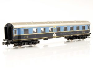 rychlíkový vůz 2.třídy B4ü Karwendelexpress Bay29 15 018 Mü DRG II.epocha Liliput L364533