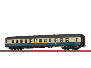 osobní vůz 2.třídy Bylb 421 DB Brawa 58055