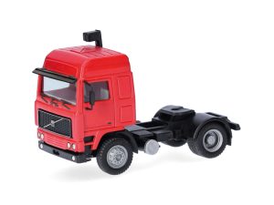 Volvo F10 Globetrotter červené Herpa 321099
