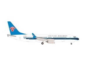 B737 Max 8 - B-205K China Southern Herpa 539074