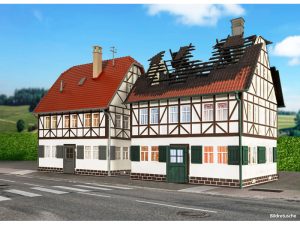 vyhořelý hrázděný dům Piko 65011