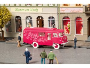 Robur LO3000 polobus Girls Car Auhagen 66062