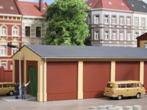 stěna 2390B červená Auhagen 80517