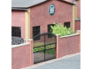 cihlová zeď s brankou Busch 1125