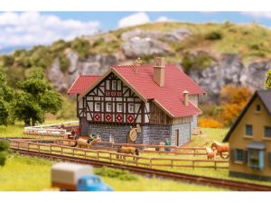 hostinec s pivní zahrádkou Faller 232138