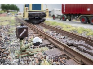 výhybková páka s pravou výhybkovou lucernou Noch 13611