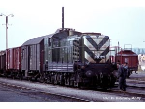 dieselová lokomotiva M44 MÁV  se zvukem Piko 52382