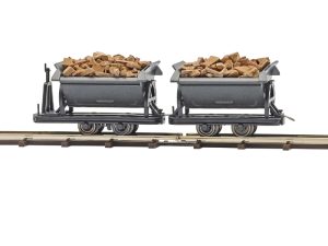 set výsypných vozů se štípaným dřevem Busch 12263
