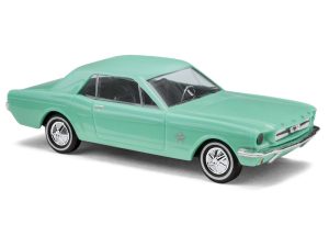 Ford Mustang kupé zelený Busch 47567