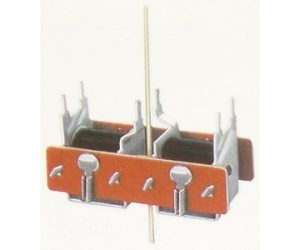 elektromagnetický přestavník s prodlouženou ovládací jehlou Peco pl-10e