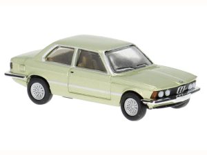 BMW 323i světle zelená metalíza, 1975 Brekina 24306